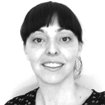 Sandra Blazquez, Fashion Designer de IL TEAM Studio